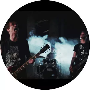 Apey and the Pea - Musical group