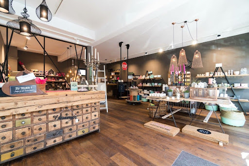 APFIs lebe.liebe.schenke. - Gift shop in Wattens, Austria