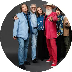 Apostol - Musical group