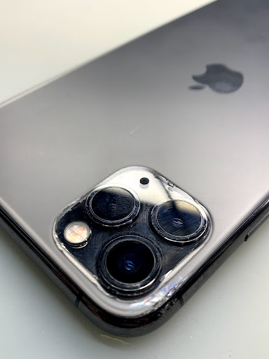 Apple-Repairs service center - Mobile phone repair shop in Reutov, Russia