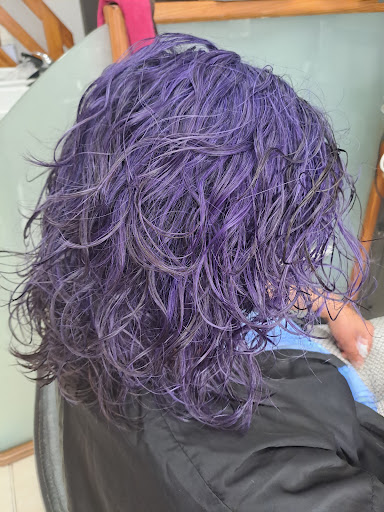 Aqua Perruqueiros - Hairdresser in Spain