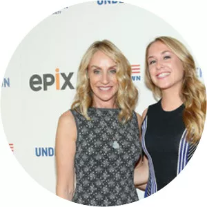 Aquinnah Kathleen Fox - Michael J. Fox's daughter