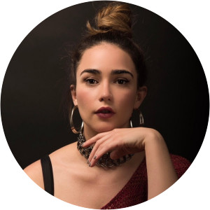 Ara Saldivar - Singer