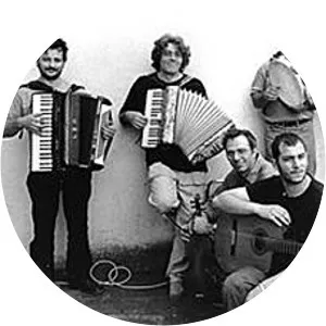 ariafrisca aramirè - Musical group