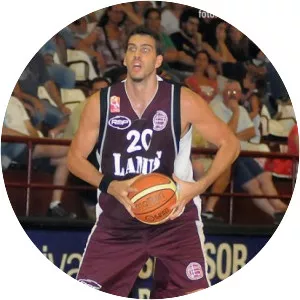 Ariel Eslava - Basketbol oyuncusu