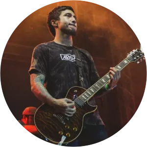 Ariel Lumanlan - Musical artist