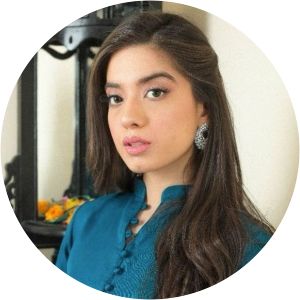 Arisha Khan photograph