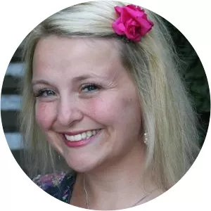 Arlene Holmes-Henderson - Author