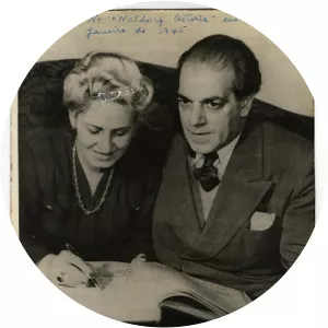 Arminda Neves d'Almeida photograph