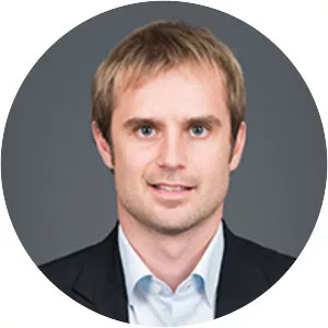 Arndt R. Reichert - Author