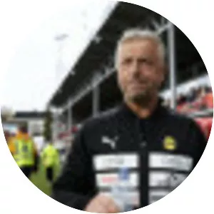 Arne Erlandsen - Norwegian football manager