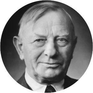 Arnold Peder Møller