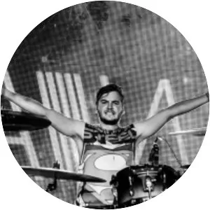 Áron Veress - Musical artist