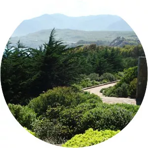 Around the World in 80 Gardens - Television series