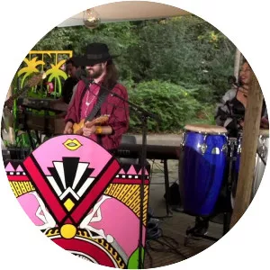 Arp Frique - Musical group