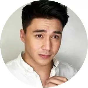Arron Villaflor