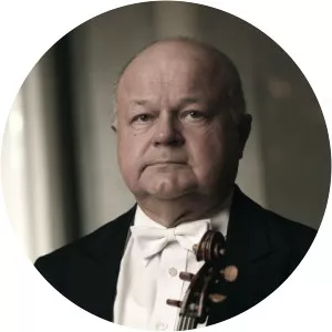 Artur Paciorkiewicz Musician