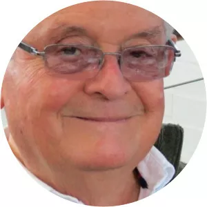 Arturo Sarmiento Ángulo - Luis Carlos Sarmiento's brother