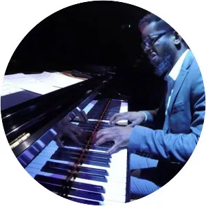 Aruán Ortiz - Pianist