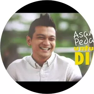 Asam Pedas Untuk Dia - 2015 ‧ Comedy