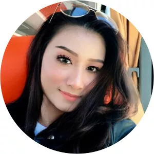 asha zainul - Ruhainies' sister