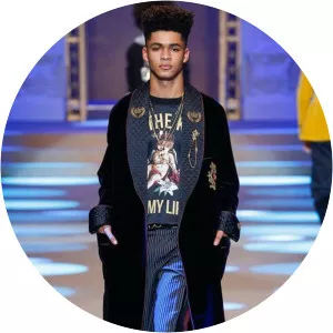 ASHER YELO photograph