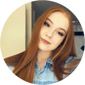 Ashleigh Ross - Actress