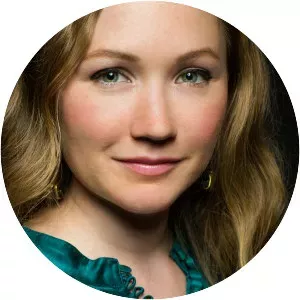 Ashley Bathgate - Cellist