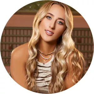 Ashley Cooke - Singer