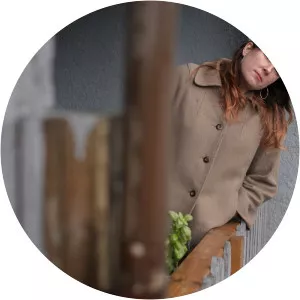 Ashley Shadow - Musician