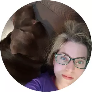 Ashlyn Kane - Author