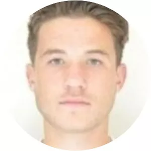 Asım Metin - Football player