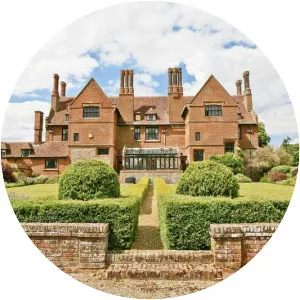 Astonbury Manor
