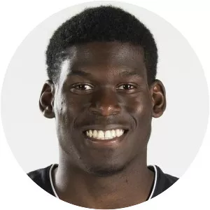 Atanza Vongor - American football player