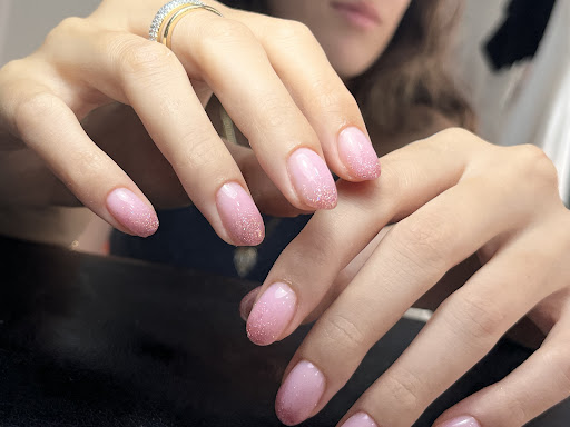 Atelier nail studio - Beauty salon in Istanbul