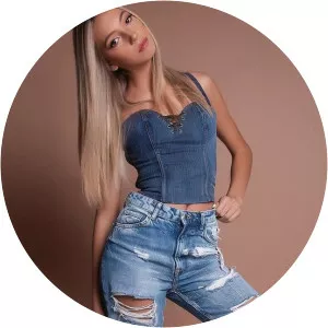 Atina Tošić photograph