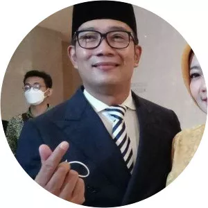 Atje Misbach Muhjiddin