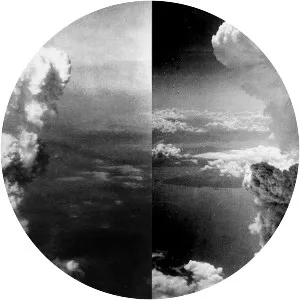 Atomic bombings of Hiroshima and . . .