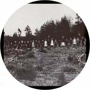 Ättestupa - Musical group