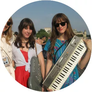 Au Revoir Simone - Pop band