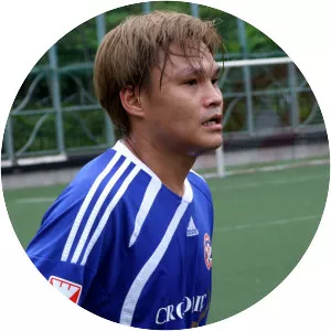 Au Wai Lun - Former football player