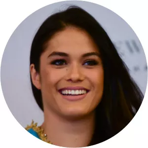 Audra Mari photograph