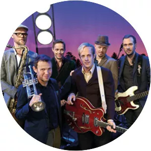 Augustifamiljen - Musical group