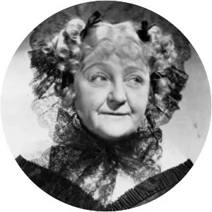 Aunt Hamilton - Fictional character