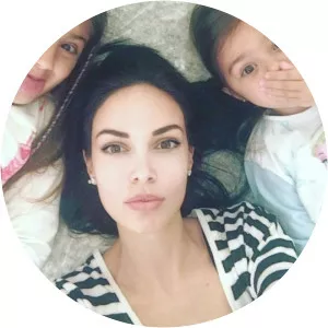 Aurora Aquilani photograph