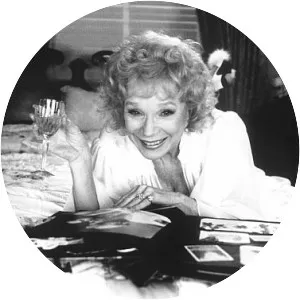 Aurora Greenway - Fictional character