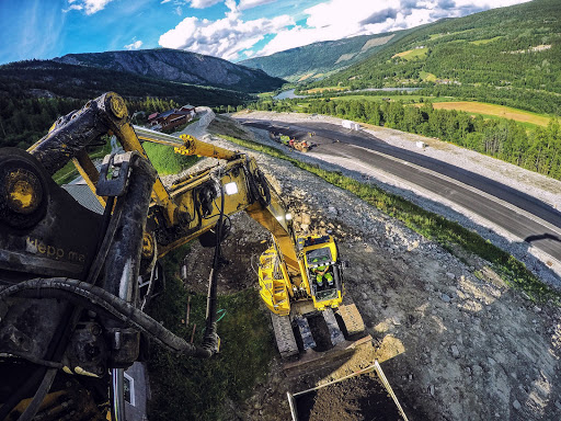 Aurstad Maskinutleige AS - 