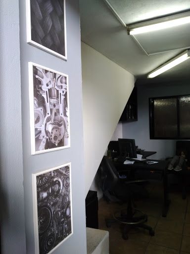 Auto SRV - Auto repair shop in Valbom, Portugal