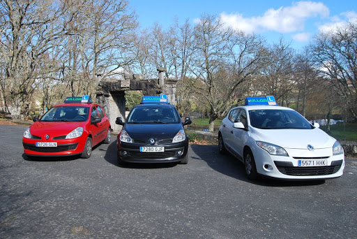 Autoescuela aULLOA - Driving school in Lugo, Spain