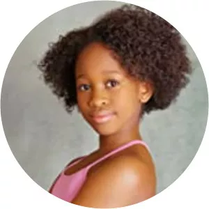 Ava Augustin photograph